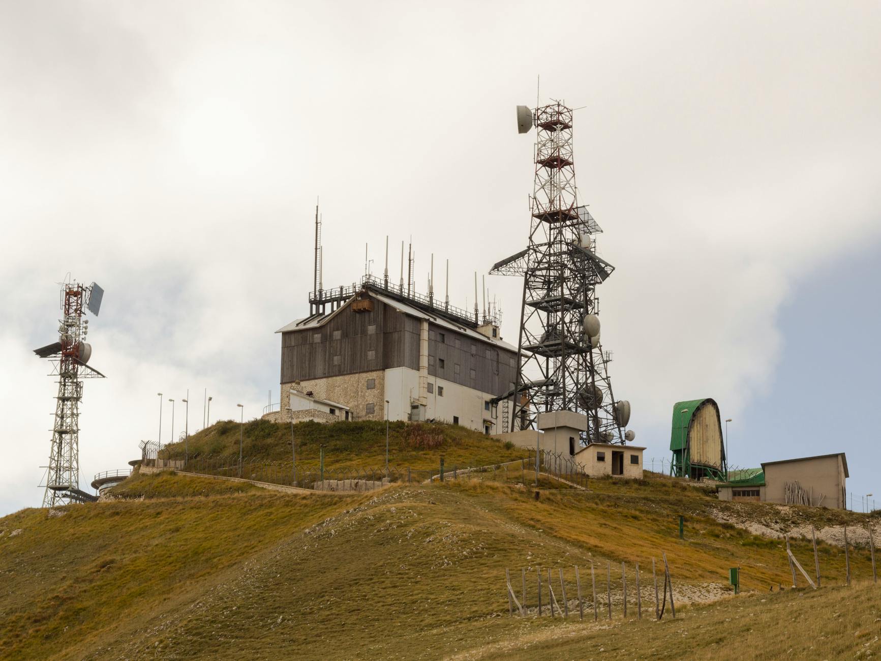 Il ruolo cruciale degli operatori di telecomunicazioni in Italia